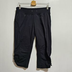 Zella Women's Black Cropped Athletic Pants Size 10 Elastic Waist Ruched Detail